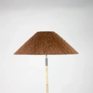 Juni konformad lampskärm rost