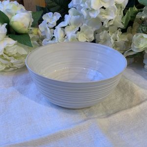 Handdrejad skål 14cm  ”Vit rand” Sundboden Design