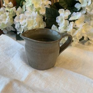 Handdrejad Kanna ”Grönbrun chamotte” Sundboden Design