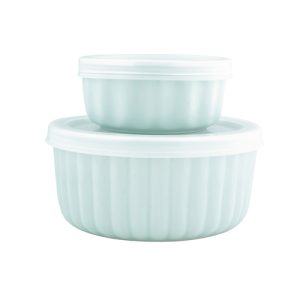 Porslinsburk med plastlock, finns i två storlekar